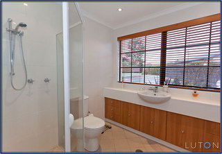 Ensuite (2011-07-26)