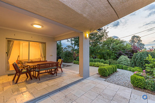 Outdoor Entertaining (2015-11-11)