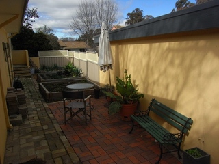 Side of House (2010-08-16)