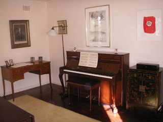 Lounge (2006-11-02)