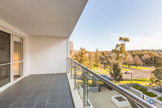 Balcony (2015-09-07)