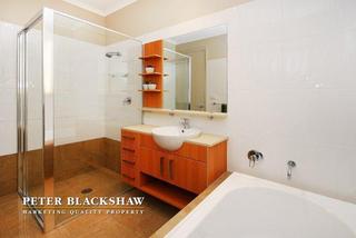Bathroom (2012-06-14)
