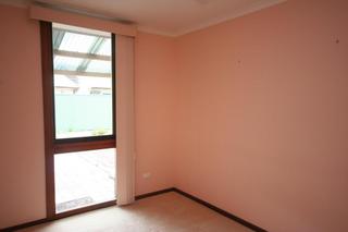 Bedroom 2 (2011-09-07)