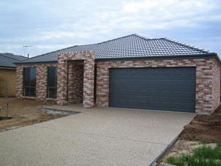 Front view (2005-10-06)