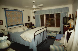 Master bedroom (2002-01-09)