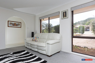 Lounge room (2014-03-21)