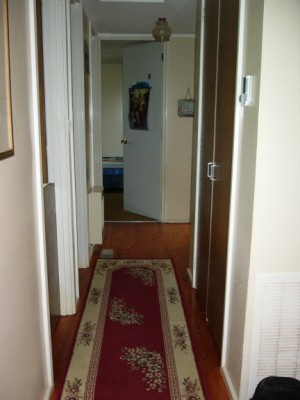 hallway (2006-09-19)