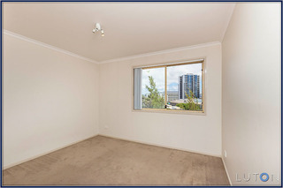 Bedroom (2015-01-23)