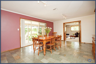 Meals Area / Family Room (2011-01-18)