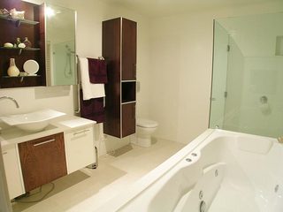 Ensuite (2005-04-07)