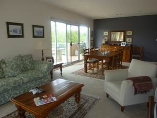 Living Room (2012-01-05)