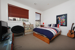 Bedroom 2 (2011-11-01)