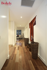 Hallway (2009-04-18)