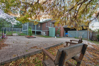 Yard (2012-04-12)