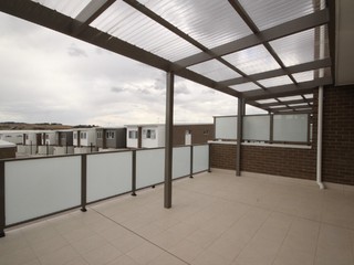 Balcony (2017-01-03)