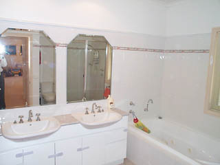 Bathroom (2003-02-18)
