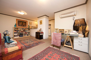 Living Room (2011-04-07)