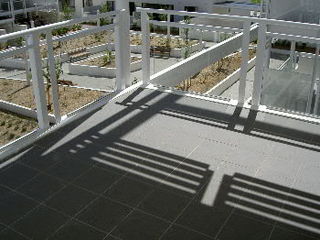 Balcony (2005-10-28)