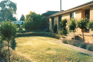 Front of house (2005-04-19)