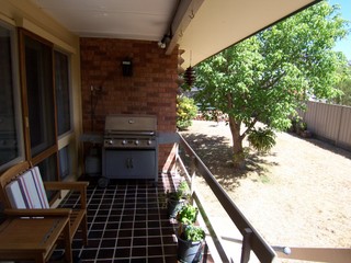 verandah to yard (2010-01-10)