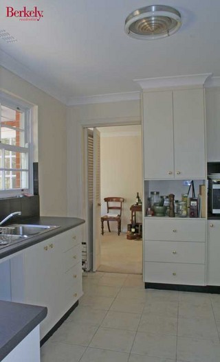 Kitchen (2007-10-19)