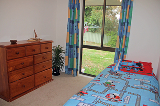 Bedroom (2014-07-19)