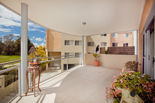 Balcony off living (2010-10-06)