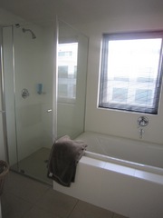 Bathroom (2011-02-11)
