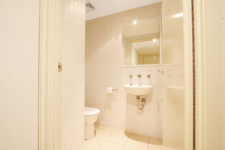 Water Closet (2014-07-25)