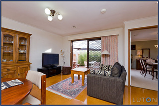 Family Room (2011-06-01)