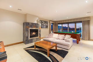 Family Room (2015-10-06)