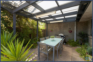 Courtyard (2014-08-27)