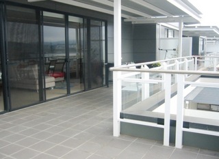 Balcony (2006-07-10)