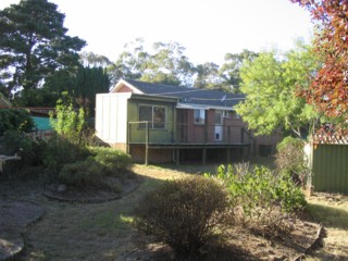 Backyard (2004-03-31)
