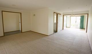 Lounge (2006-11-15)
