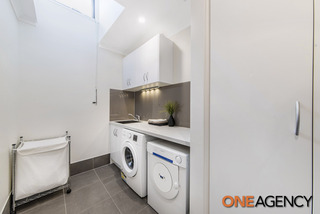 Renovated laundry (2015-09-28)