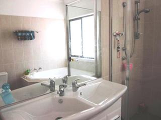 Ensuite (2010-11-25)