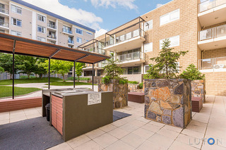Barbecue Area (2016-04-13)