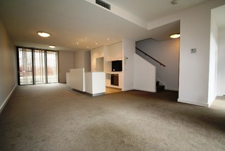 Kitchen/Living (2012-06-28)