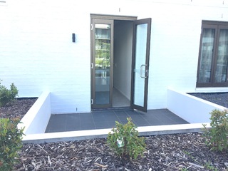 Courtyard (2017-10-27)