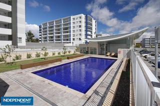 Pool (2011-04-14)