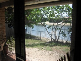 (2011-03-16)