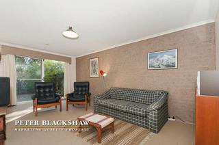 Lounge (2011-02-04)