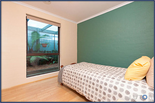 Bedroom 3 (2012-05-29)