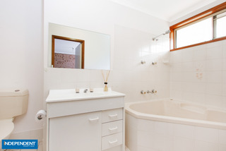 2 Way Bathroom (2014-02-25)