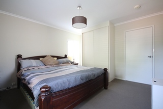 Bedroom 1 (2015-05-07)