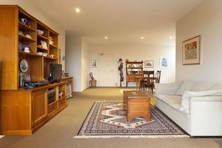 Lounge Room (2012-08-24)