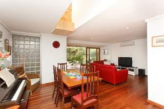 Dining Area (2013-12-03)
