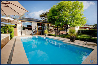 Pool (2011-11-03)