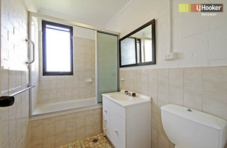 Bathroom (2011-02-07)